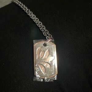 Nice pretty necklace for women